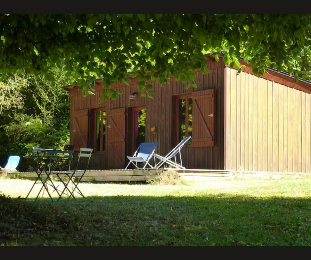 Cabane Limousine Au Bord D'Un Etang Bonnac-la-Cote Exterior photo